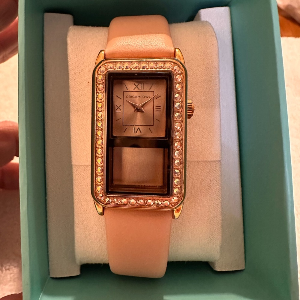 Storyteller Rose Gold Living Locket Watch